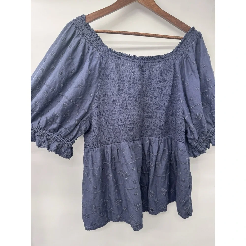 Old‎ Navy 2X Blue Floral Embroidered eyelet Smocked Blouse cottage puff sleeve